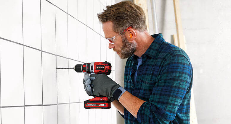 Powerful and efficient cordless screwdrivers